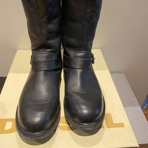 Diesel boots
